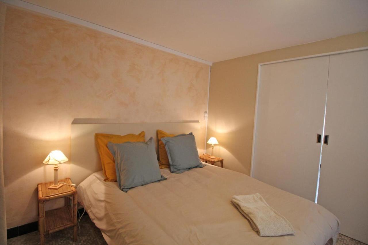 Les Vieux Fourneaux Bed and Breakfast Nantiat Εξωτερικό φωτογραφία